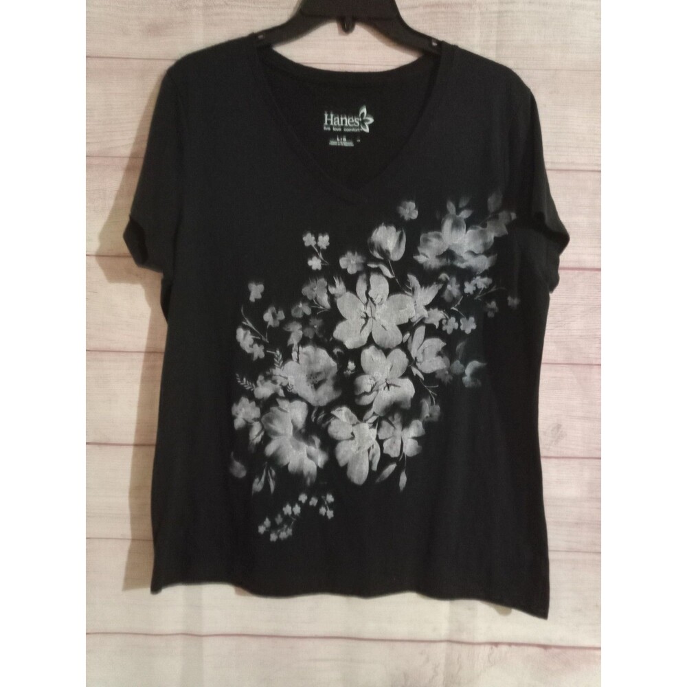 Hanes T-Shirt Women's Size Large Tee Shirt,Black  Silver Floral Short Sleeve